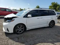 5TDXZ3DCXJS949564 2018 TOYOTA SIENNA