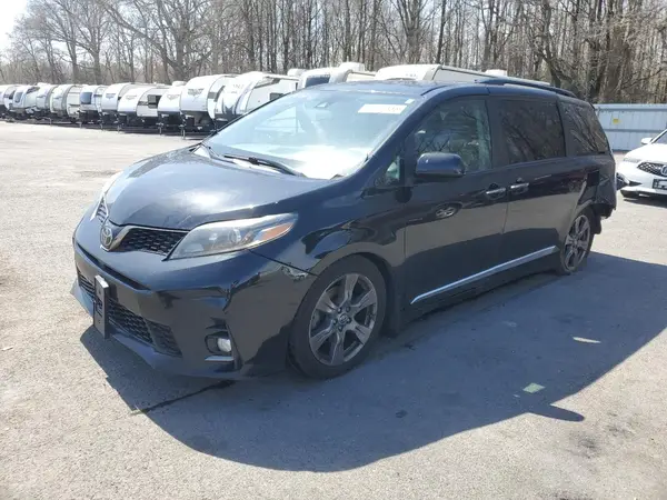5TDXZ3DCXKS019410 2019 TOYOTA SIENNA - Image 1
