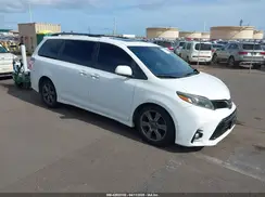 5TDXZ3DCXKS993095 2019 TOYOTA SIENNA