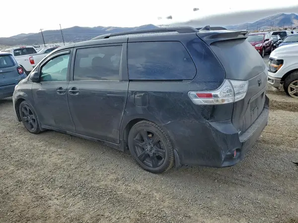 5TDXZ3DCXLS025404 2020 TOYOTA SIENNA - Image 2