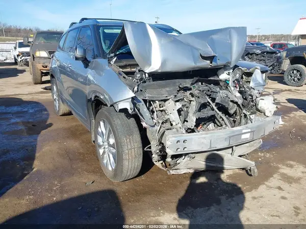 5TDYARAH1MS011505 2021 TOYOTA HIGHLANDER - Image 1