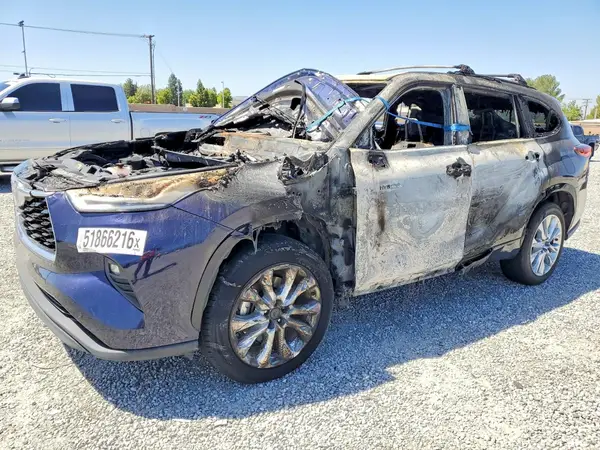 5TDYARAH1MS506979 2021 TOYOTA HIGHLANDER - Image 1