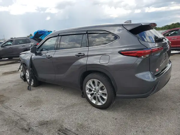 5TDYARAH1NS511665 2022 TOYOTA HIGHLANDER - Image 2
