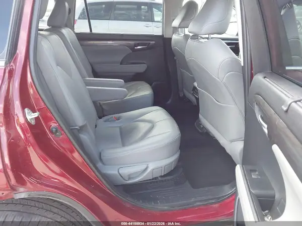 5TDYARAH2LS004223 2020 TOYOTA HIGHLANDER - Image 8