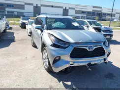 5TDYARAH2NS511951 2022 TOYOTA HIGHLANDER