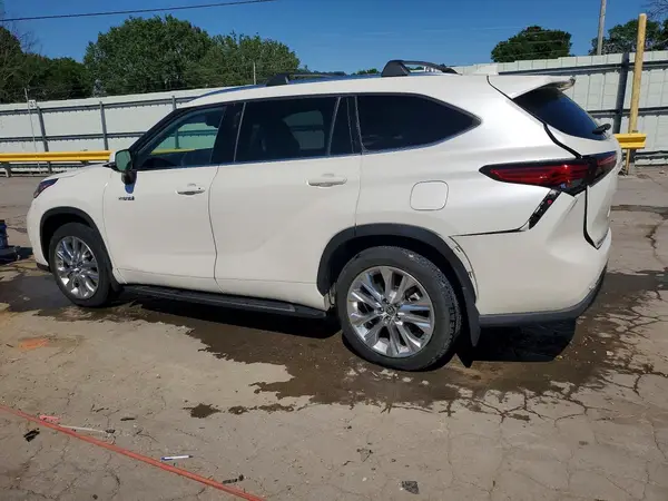 5TDYARAH3MS505705 2021 TOYOTA HIGHLANDER - Image 2
