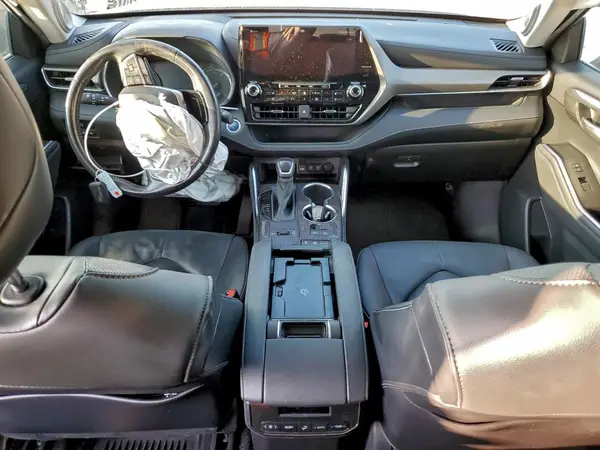 5TDYARAH4MS008727 2021 TOYOTA HIGHLANDER - Image 8