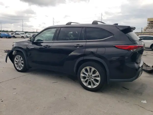 5TDYARAH4MS012258 2021 TOYOTA HIGHLANDER - Image 2