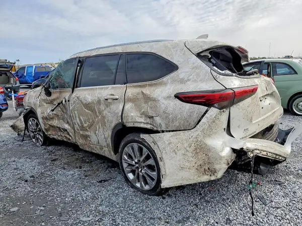 5TDYARAH5MS009398 2021 TOYOTA HIGHLANDER - Image 2