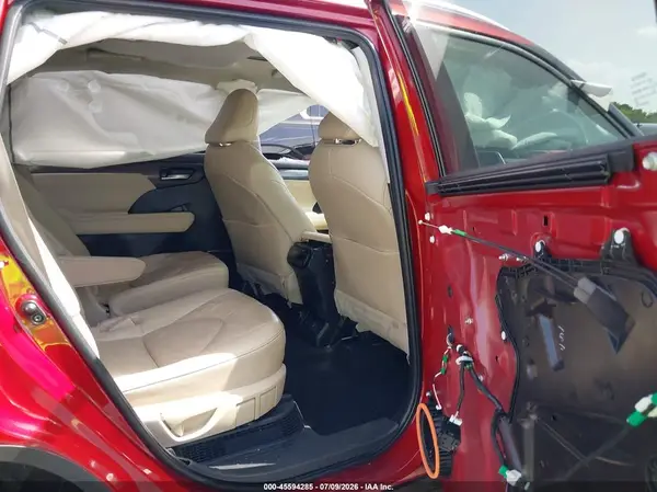 5TDYARAH5PS019370 2023 TOYOTA HIGHLANDER - Image 8