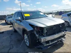5TDYARAH6MS006400 2021 TOYOTA HIGHLANDER