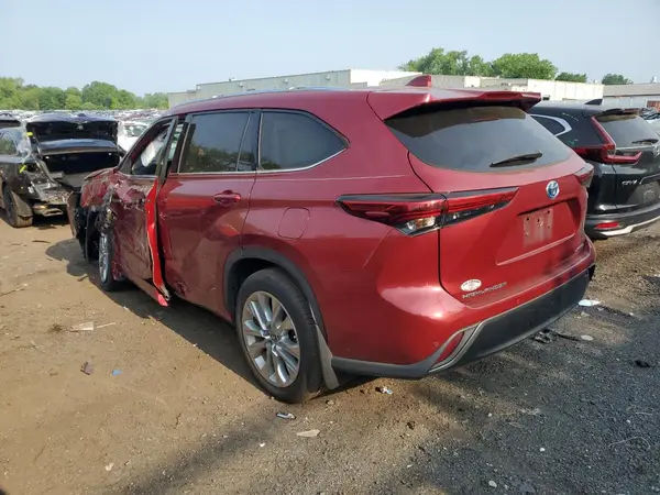 5TDYARAH6MS505536 2021 TOYOTA HIGHLANDER - Image 2