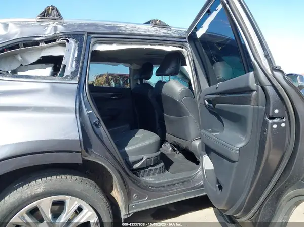 5TDYARAH7MS507585 2021 TOYOTA HIGHLANDER - Image 8