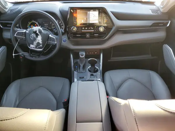 5TDYARAH8MS005877 2021 TOYOTA HIGHLANDER - Image 8