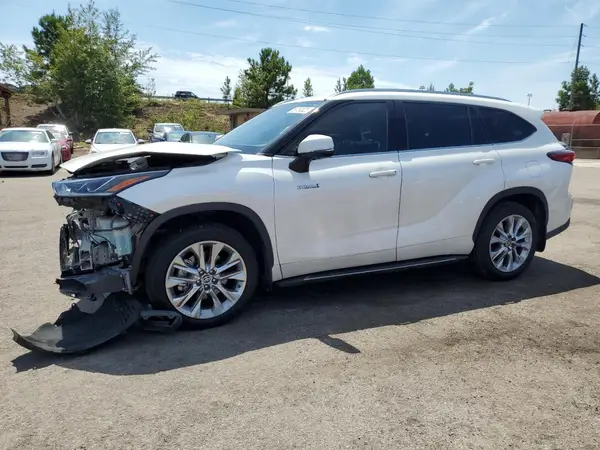 5TDYARAH8MS505182 2021 TOYOTA HIGHLANDER - Image 1