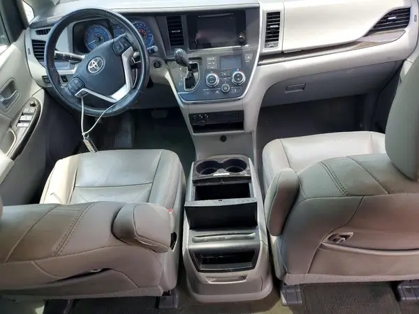 5TDYK3DC0GS707934 2016 TOYOTA SIENNA - Image 8