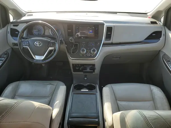 5TDYK3DC0GS711272 2016 TOYOTA SIENNA - Image 8