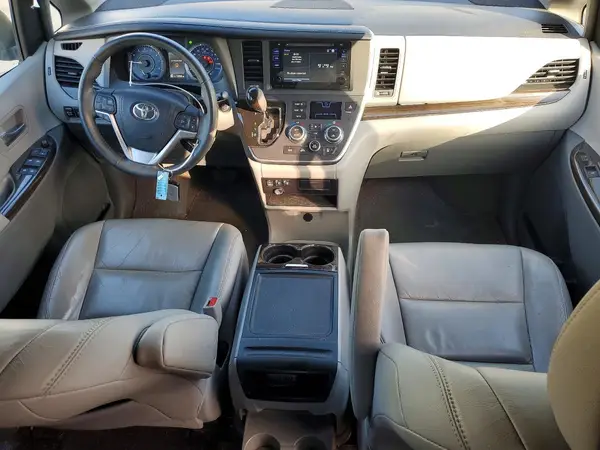 5TDYK3DC0GS724314 2016 TOYOTA SIENNA - Image 8