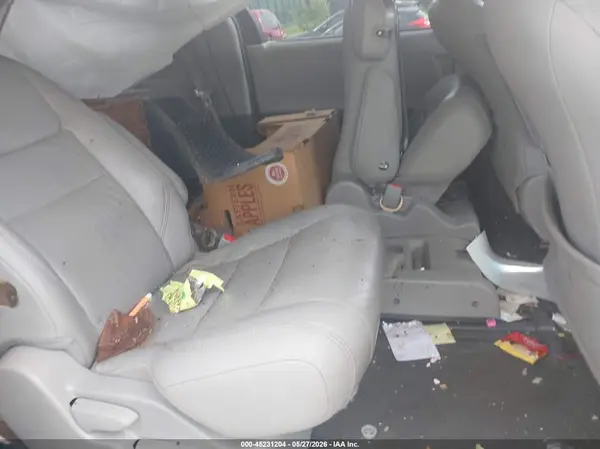 5TDYK3DC0GS732140 2016 TOYOTA SIENNA - Image 8
