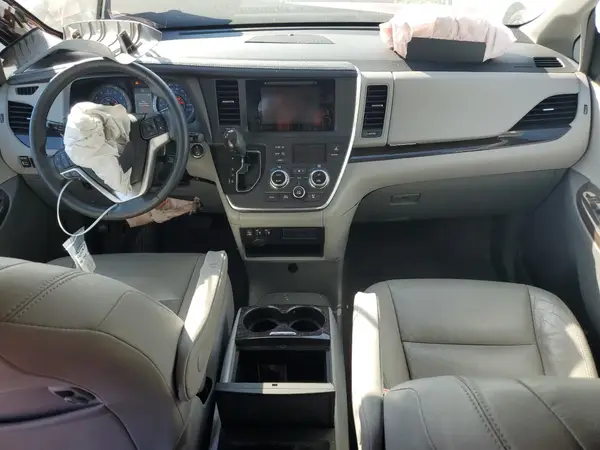 5TDYK3DC0GS739900 2016 TOYOTA SIENNA - Image 8