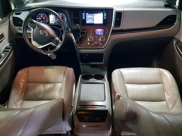 5TDYK3DC0GS749262 2016 TOYOTA SIENNA - Image 8