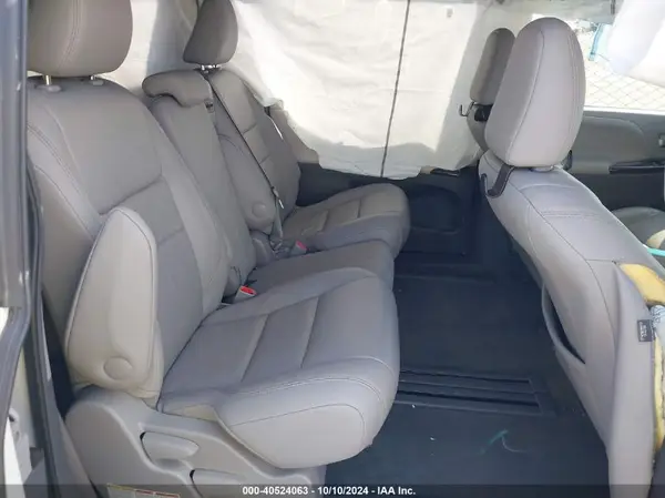 5TDYK3DC1GS709157 2016 TOYOTA SIENNA - Image 8