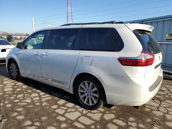 5TDYK3DC1GS712186 2016 TOYOTA SIENNA - Image 2