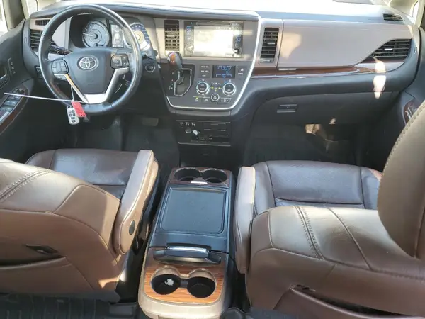 5TDYK3DC1GS712186 2016 TOYOTA SIENNA - Image 8