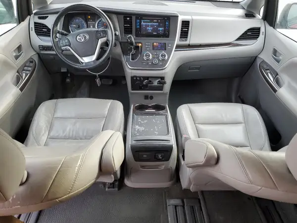 5TDYK3DC1GS716089 2016 TOYOTA SIENNA - Image 8