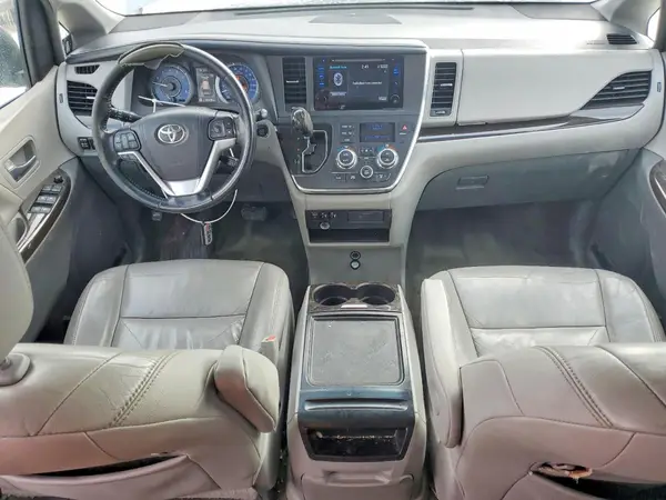 5TDYK3DC1GS717727 2016 TOYOTA SIENNA - Image 8