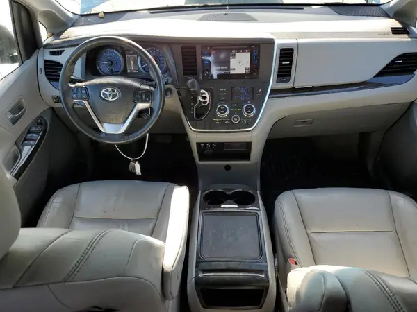 5TDYK3DC1GS738562 2016 TOYOTA SIENNA - Image 8
