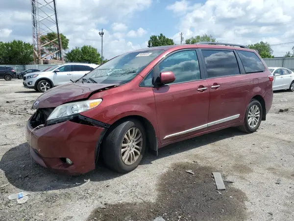 5TDYK3DC1GS742577 2016 TOYOTA SIENNA - Image 1