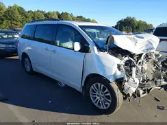 5TDYK3DC1GS750470 2016 TOYOTA SIENNA