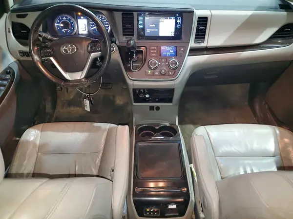 5TDYK3DC1GS757807 2016 TOYOTA SIENNA - Image 8