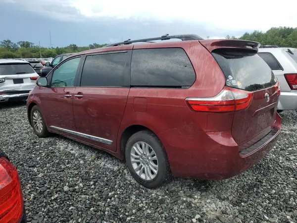 5TDYK3DC1GS759749 2016 TOYOTA SIENNA - Image 2