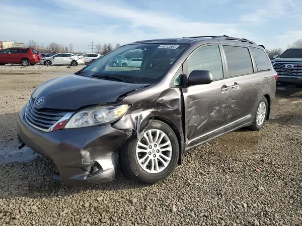 5TDYK3DC2GS719776 2016 TOYOTA SIENNA - Image 1