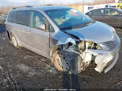 5TDYK3DC2GS720782 2016 TOYOTA SIENNA