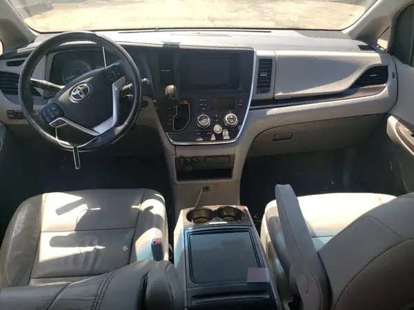 5TDYK3DC2GS765494 2016 TOYOTA SIENNA - Image 8