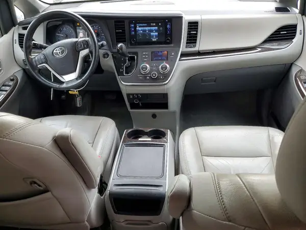 5TDYK3DC3GS701383 2016 TOYOTA SIENNA - Image 8