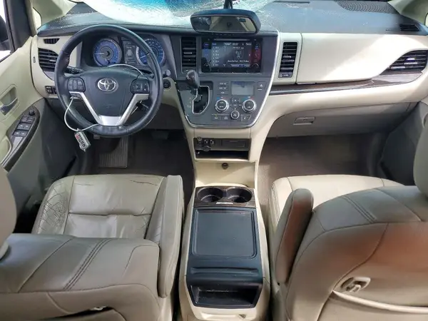 5TDYK3DC3GS707149 2016 TOYOTA SIENNA - Image 8