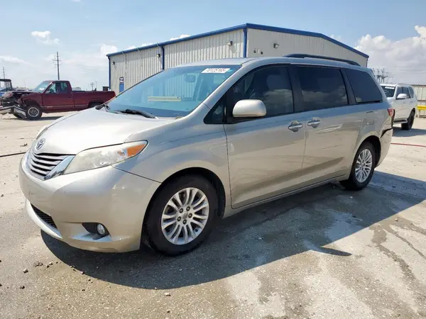 5TDYK3DC3GS727126 2016 TOYOTA SIENNA - Image 1
