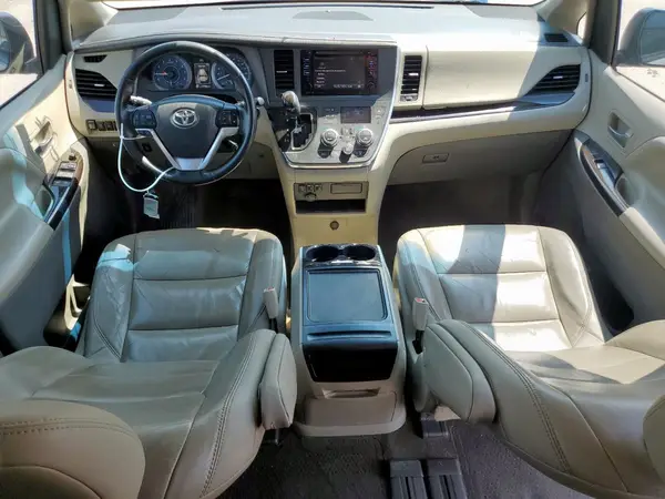 5TDYK3DC3GS727126 2016 TOYOTA SIENNA - Image 8