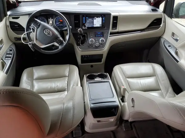 5TDYK3DC3GS735694 2016 TOYOTA SIENNA - Image 8