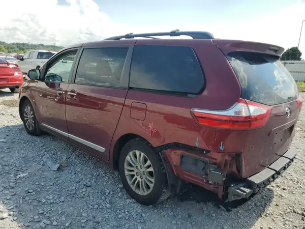 5TDYK3DC3GS738224 2016 TOYOTA SIENNA - Image 2