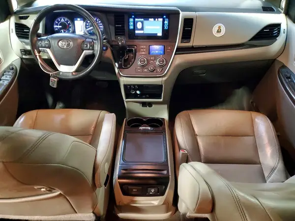 5TDYK3DC3GS744976 2016 TOYOTA SIENNA - Image 8