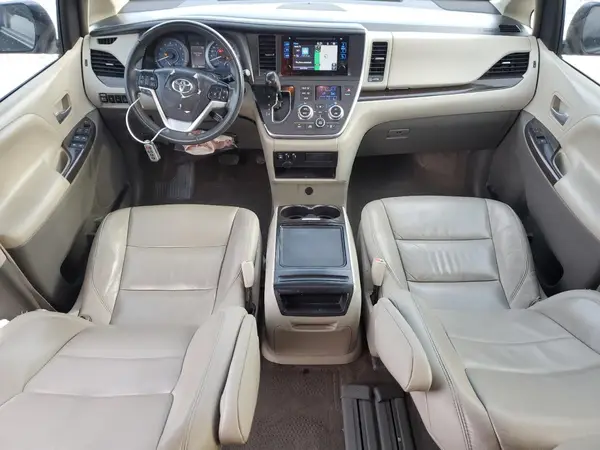 5TDYK3DC3GS754018 2016 TOYOTA SIENNA - Image 8