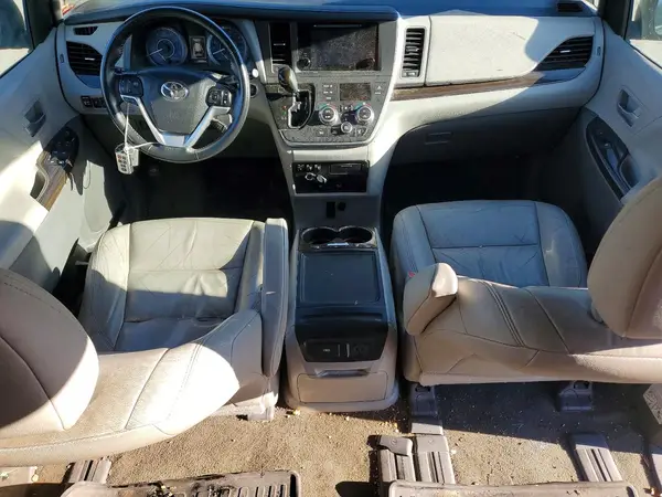 5TDYK3DC3GS758344 2016 TOYOTA SIENNA - Image 8