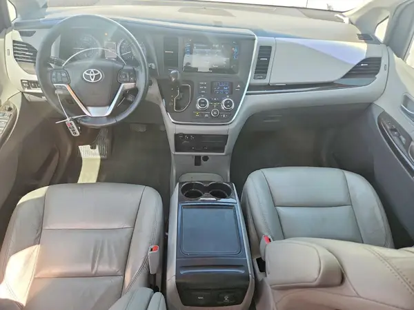 5TDYK3DC3GS762491 2016 TOYOTA SIENNA - Image 8