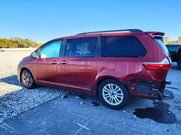 5TDYK3DC4GS704678 2016 TOYOTA SIENNA - Image 2