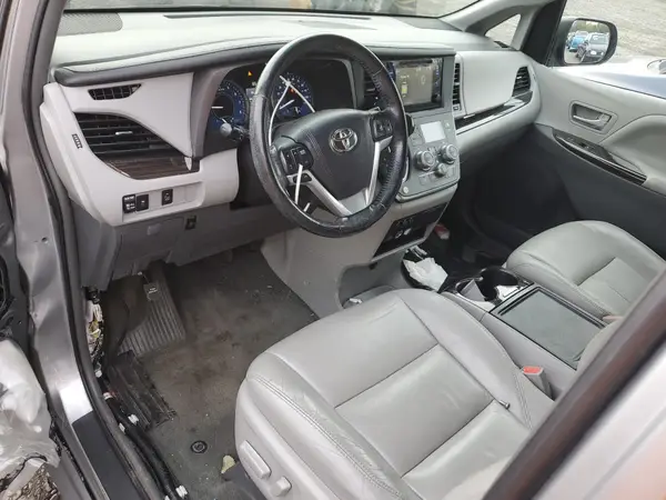 5TDYK3DC4GS711372 2016 TOYOTA SIENNA - Image 8